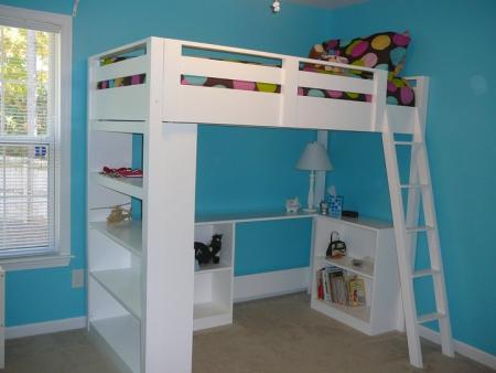 Give Your Teen’s Room a Facelift with This Awesome DIY Loft Bed Tutorial