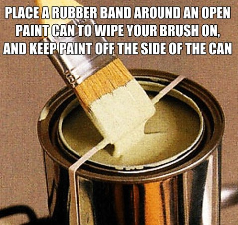 Rubber band on open paint - Top 68 Lifehacks and Clever Ideas that Will Make Your Life Easier