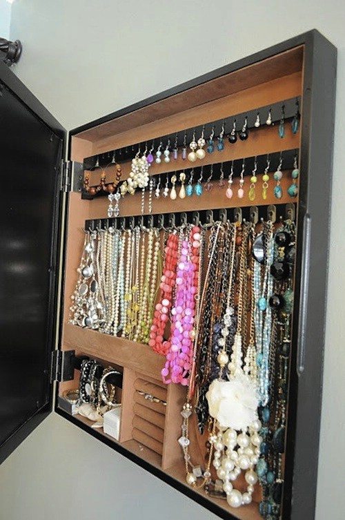 Earring Organization with a Cheese Grater - 150 Dollar Store Organizing Ideas and Projects for the Entire Home
