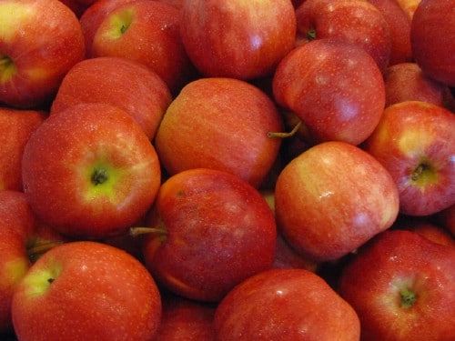 Check Your Apples Daily - 40 DIY Tricks To Make Your Groceries Last As Long As Possible