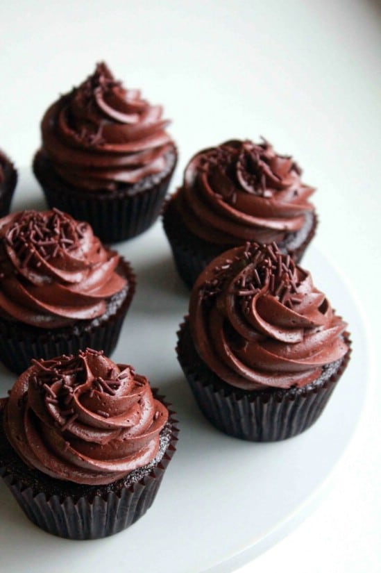 Chocolate Cupcakes - 35 Surprisingly Easy One-Bowl Dessert Recipes