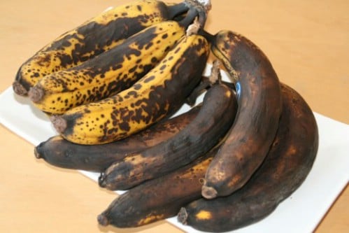 Freeze Ripened Bananas for Baking - 40 DIY Tricks To Make Your Groceries Last As Long As Possible