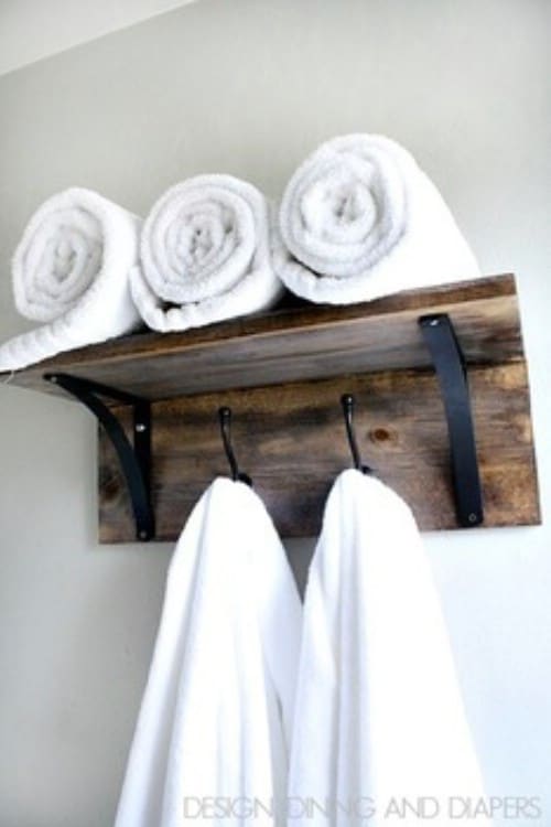Wooden Towel Organizer - 40 Rustic Home Decor Ideas You Can Build Yourself