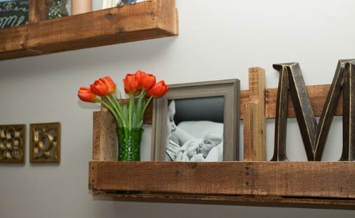 Pallet Shelves - 40 Rustic Home Decor Ideas You Can Build Yourself