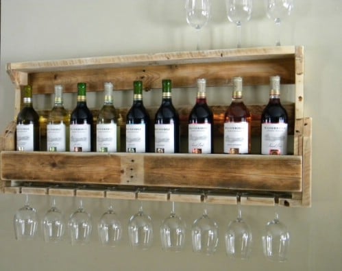 Wooden Pallet Wine Rack - 40 Rustic Home Decor Ideas You Can Build Yourself