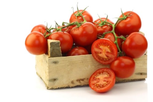 16. Tomatoes - 25 Foods You Can Re-Grow Yourself from Kitchen Scraps