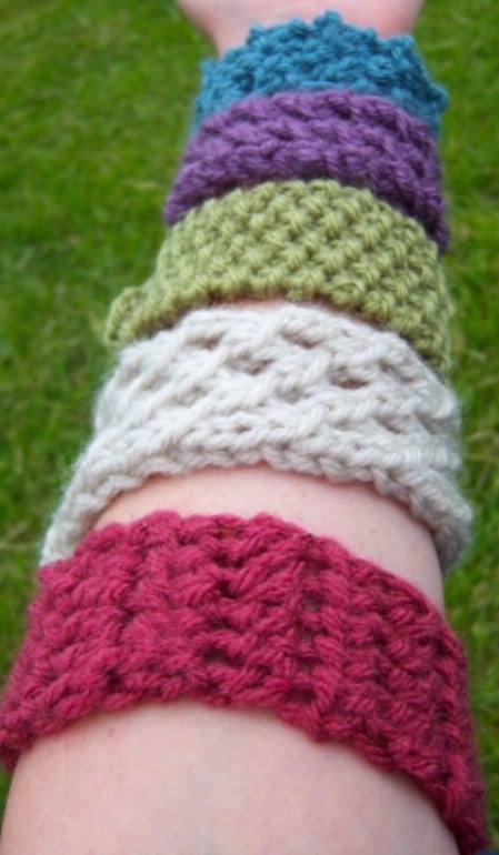 Cuff Bracelets - 30 Super Easy Knitting and Crochet Patterns for Beginners