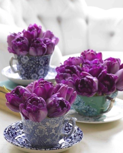 Easter Violets - 80 Fabulous Easter Decorations You Can Make Yourself