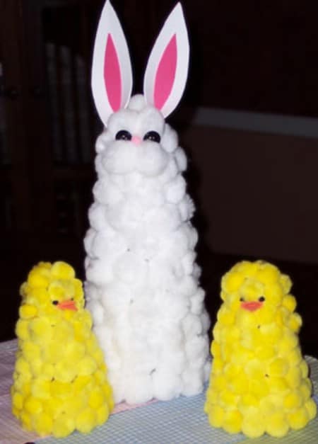 Fluffy Easter Bunny and Chicks - 40 Beautiful DIY Easter Centerpieces to Dress Up Your Dinner Table