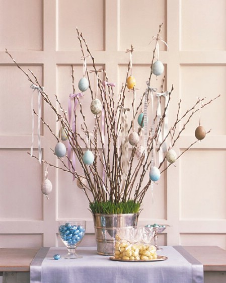 Easter Tree Centerpiece - 40 Beautiful DIY Easter Centerpieces to Dress Up Your Dinner Table