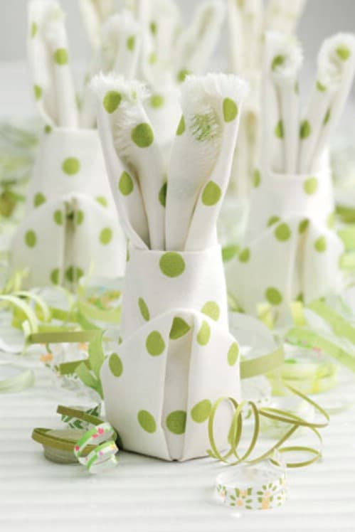Bunny Napkins - 80 Fabulous Easter Decorations You Can Make Yourself