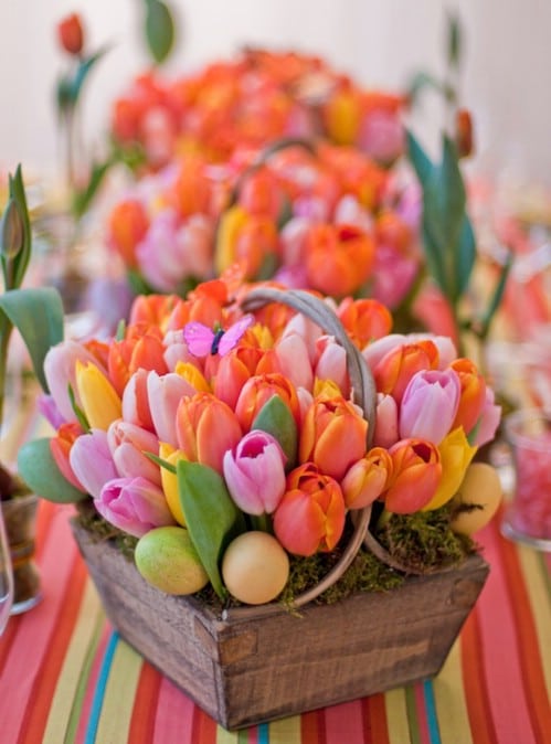 Easter Hunt Centerpiece - 80 Fabulous Easter Decorations You Can Make Yourself