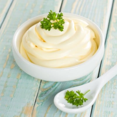  If you enjoy mayonnaise, you can make your own using 2/3 cup coconut oil, 2/3 cup olive oil, a teaspoon of mustard, a tablespoon of lemon juice or apple cider vinegar, and four egg yolks. It’s much healthier and tastes great!