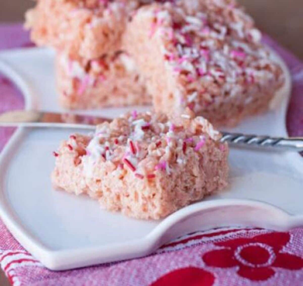 Strawberry Cake Batter Rice Krispie Treats