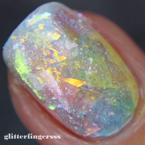 Stunning opal nail tutorial