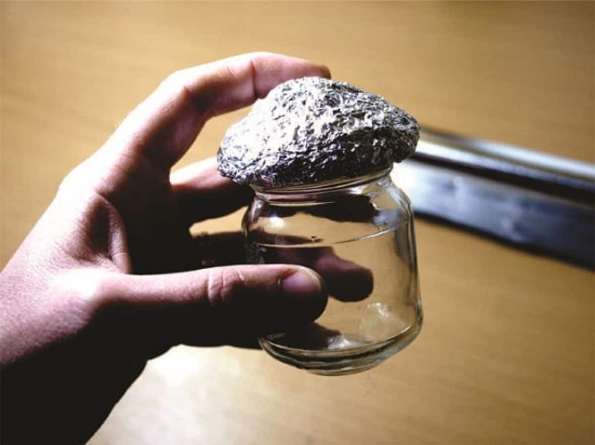 Shaping mushroom head with tinfoil.