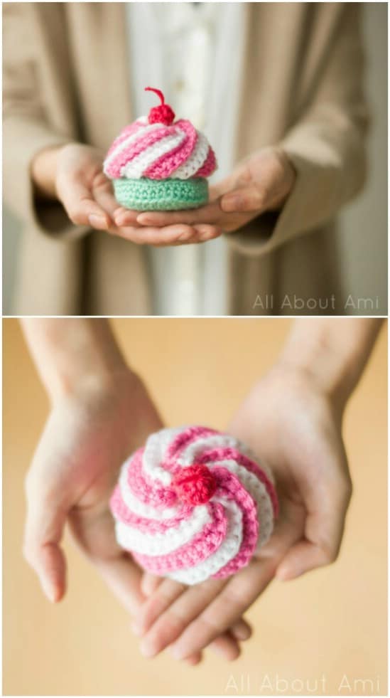 DIY Swirly Crocheted Cupcake