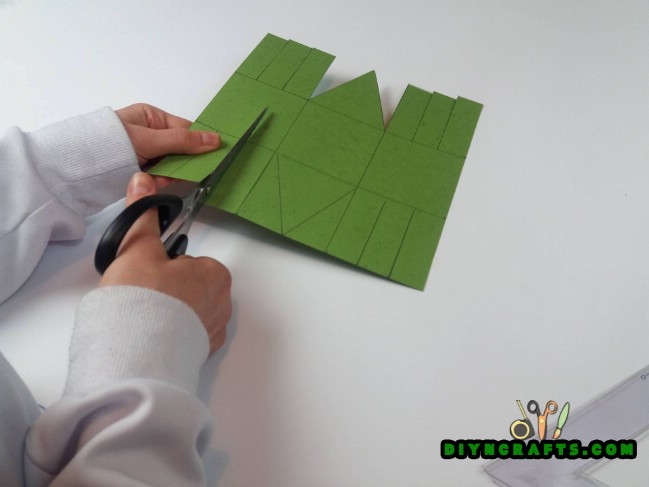 Step 2 - Here Is How to Make a Beautiful Easter Basket … Out of Paper!