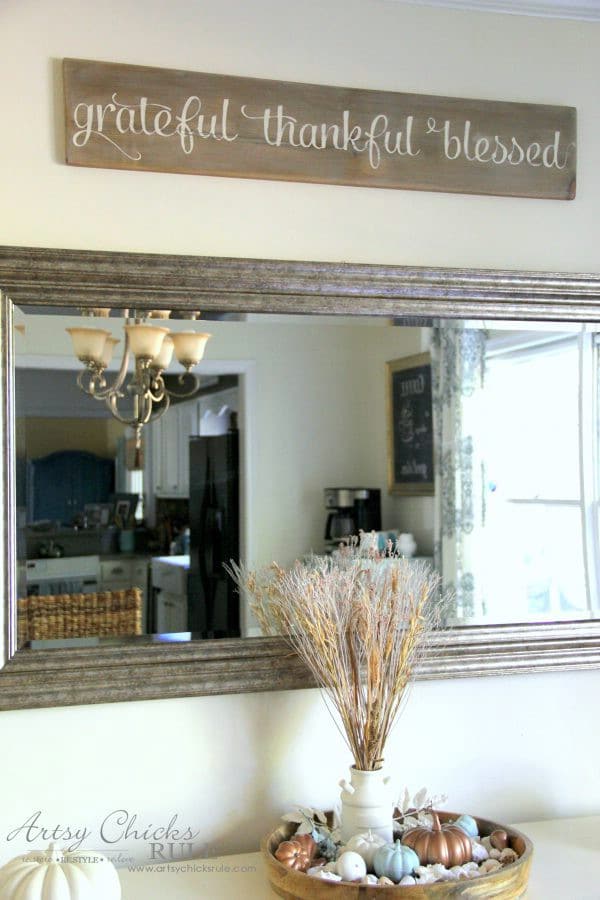 DIY Weathered Entry Hall Sign