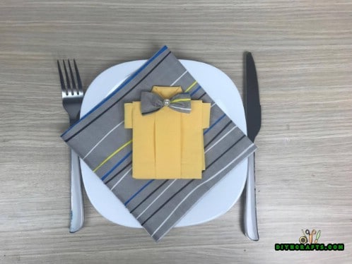 Shirt Napkin - 5 Creative and Mind-Blowing Napkin-Folding Tricks in Under 4 Minutes