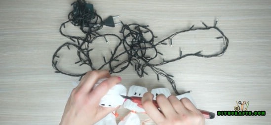 Ghost Lights - How to Make 5 Spooky Halloween Decorations Out of Simple, Cheap Supplies