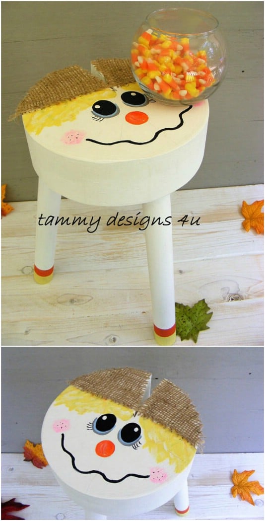 Reclaimed Wood Scarecrow Stool - 25 Fantastic Reclaimed Wood Halloween Decorations For Your Home And Garden