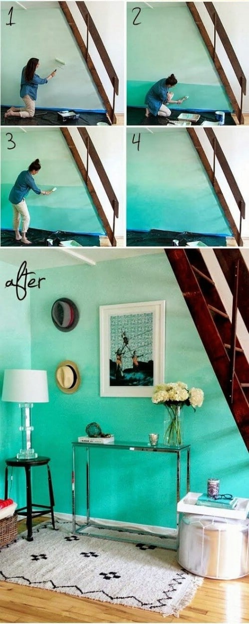 These ombre walls evoke the ocean.