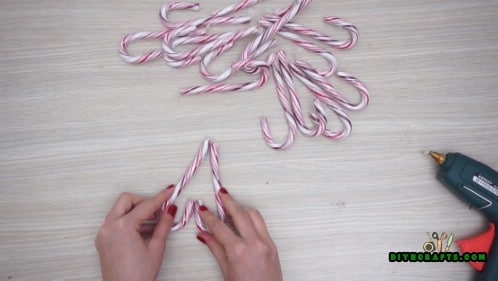 Candy Cane Wreath - 5 Candy Cane Projects for a Deliciously Festive Christmas
