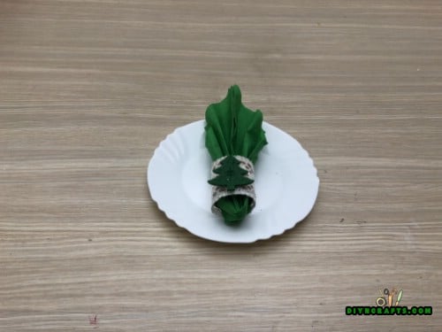 Christmas Tree and Lace Napkin Ring - How to Make 5 Festive Holiday Napkin Rings In Under 2 Minutes