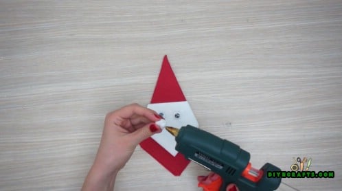 Santa Napkin - 5 Festive DIY Christmas Napkin Designs With Simple Video Instructions