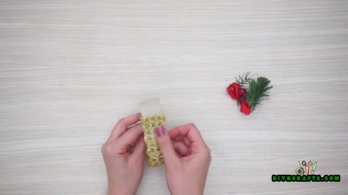 Pine Branch and Berries Napkin Ring - How to Make 5 Festive Holiday Napkin Rings In Under 2 Minutes