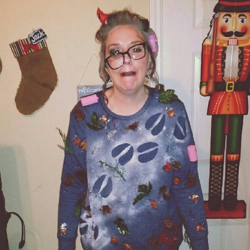 La nonna è stata investita da un maglione di renna