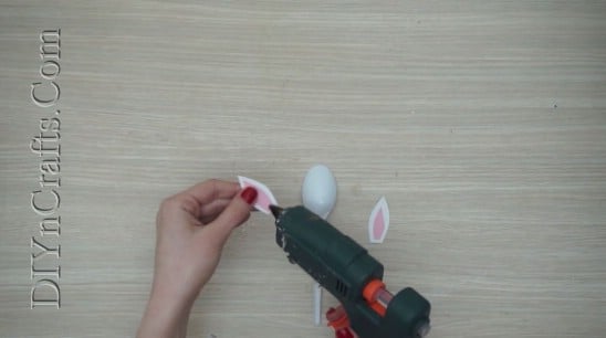 Bunny Spoon 1 - 5 Fun Easter Crafts for Kids Using … Plastic Spoons!