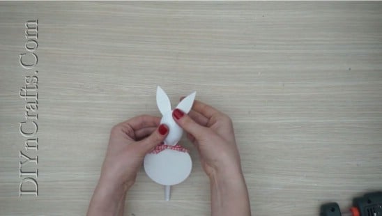 Bunny Spoon 2 - 5 Fun Easter Crafts for Kids Using … Plastic Spoons!