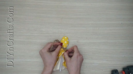 Chick Spoon 2 - 5 Fun Easter Crafts for Kids Using … Plastic Spoons!