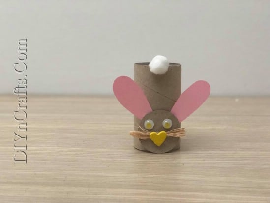 Paper Roll Bunny - 5 Easy Easter Crafts For Kids In Under 5 Minutes