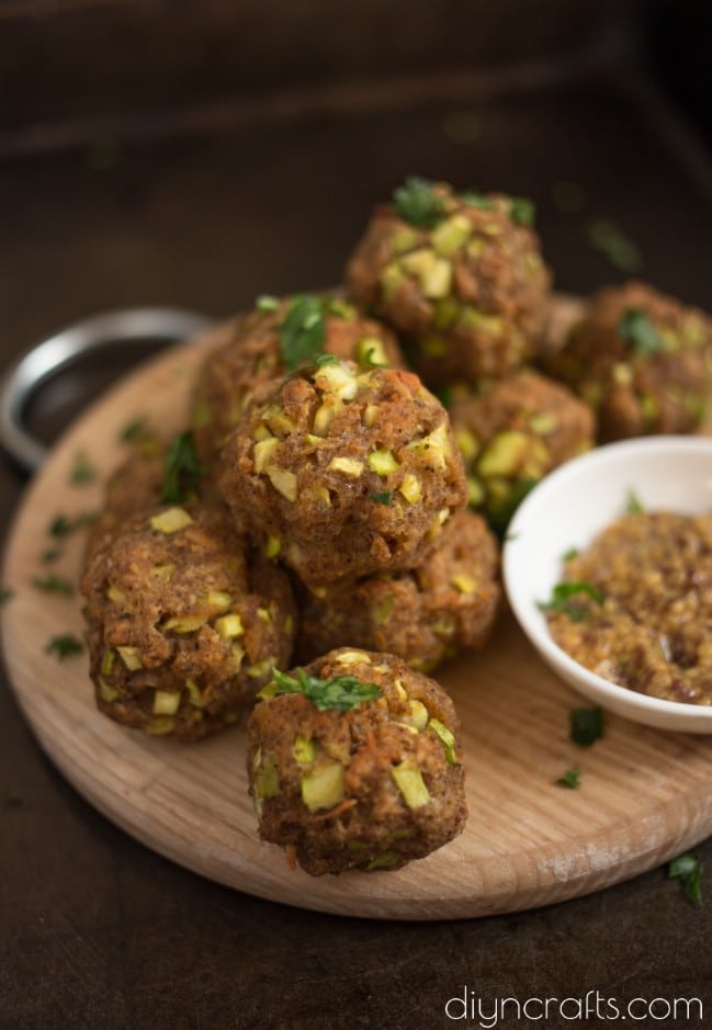 Planning A Party? These Zucchini Balls Are The Perfect Appetizer