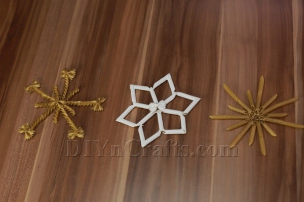 How to Make Pasta Snowflake Christmas Ornaments