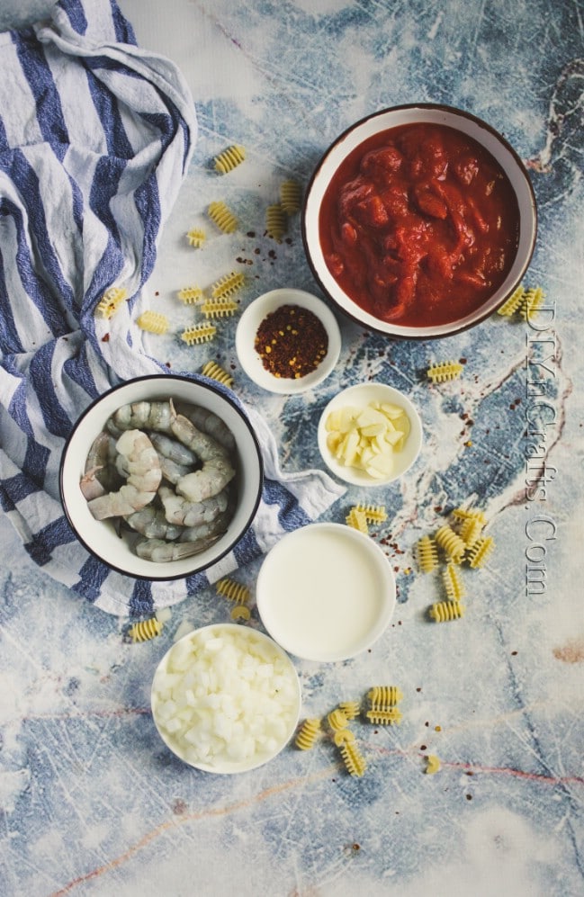 Ingredients for shrimp pasta.