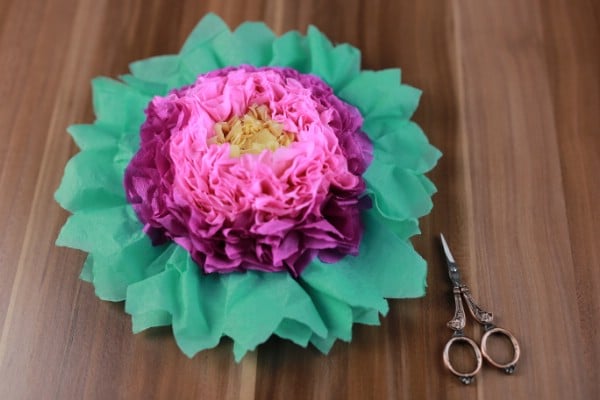 How to Make These Colorful Tissue Paper Flowers