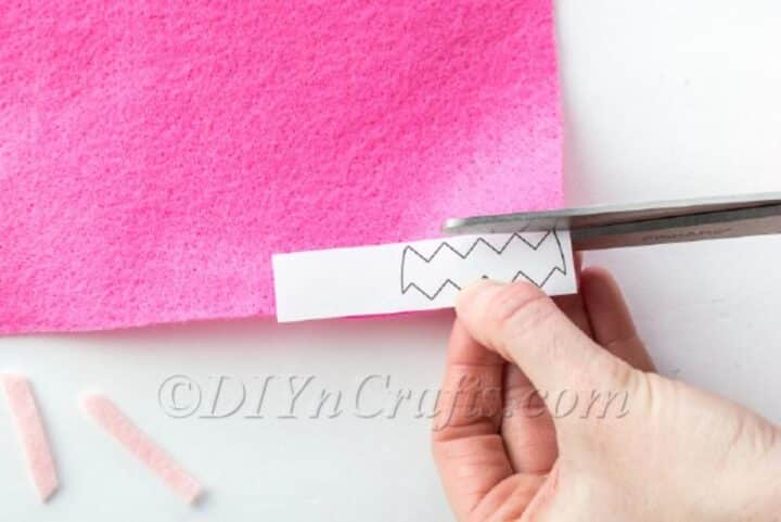 DIY No Sew Easter Basket With Free Printable Template {Video Tutorial ...