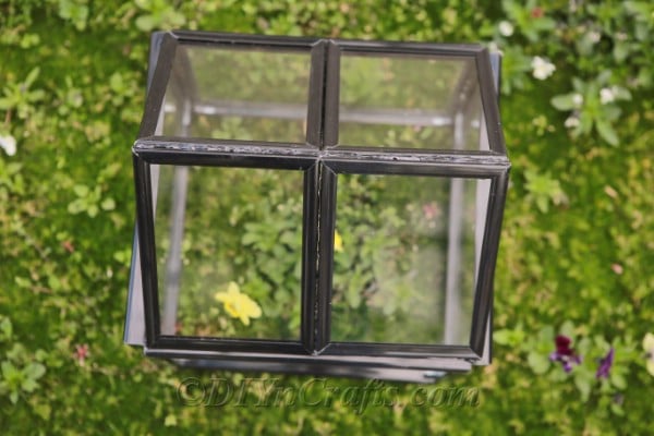 Picture frame greenhouse without the roof