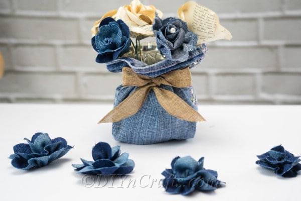 How to Make Beautiful Flowers Out of Old Jeans