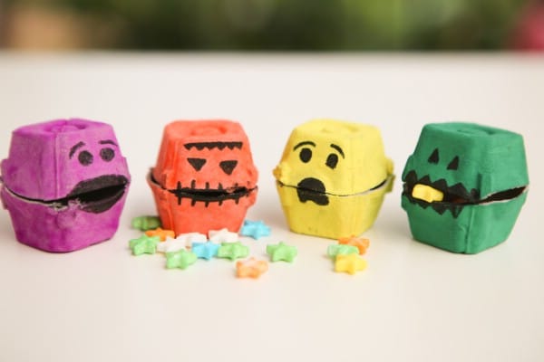 How to Make a Halloween Monster Treat Box from Egg Cartons