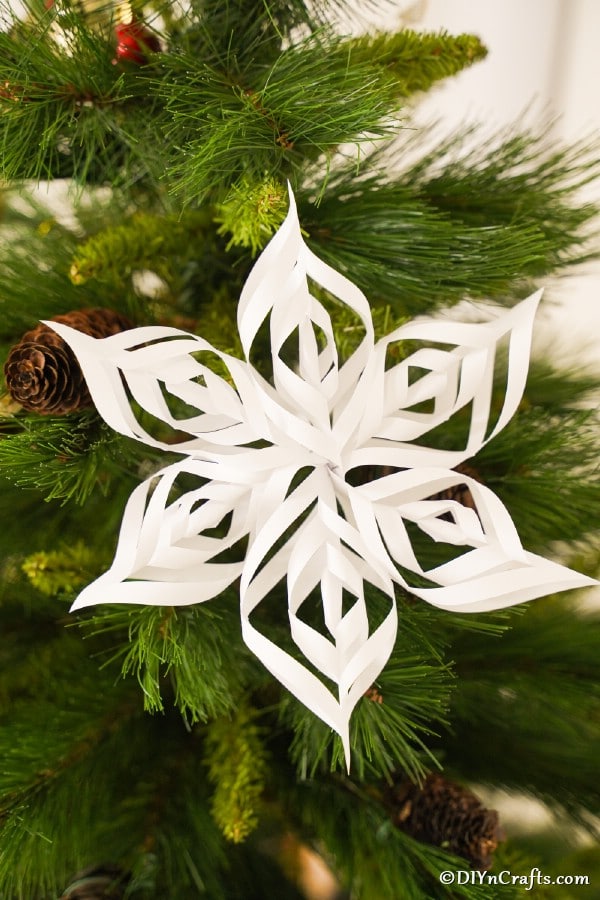 3D snowflakes displayed on a tree