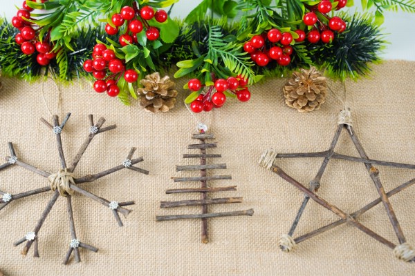 3 Rustic Christmas Ornaments from Twigs and Branches