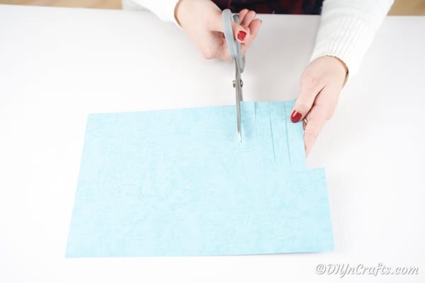 Cutting paper strips