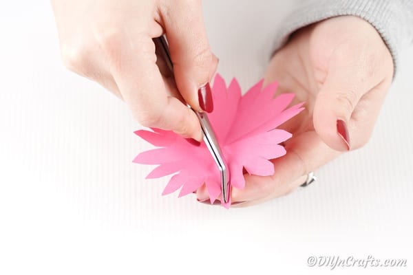 Crimping the edges of paper flower