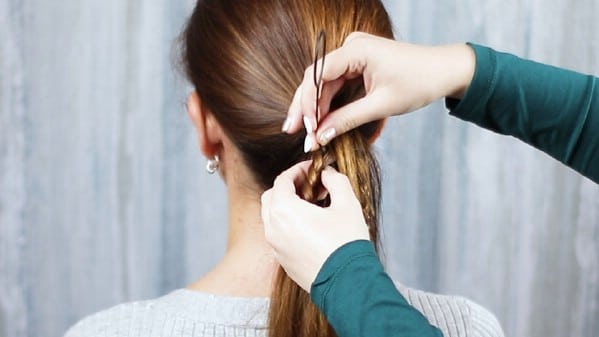 Placing the Topsy tail in the braid