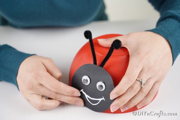 Gluing face onto bowl